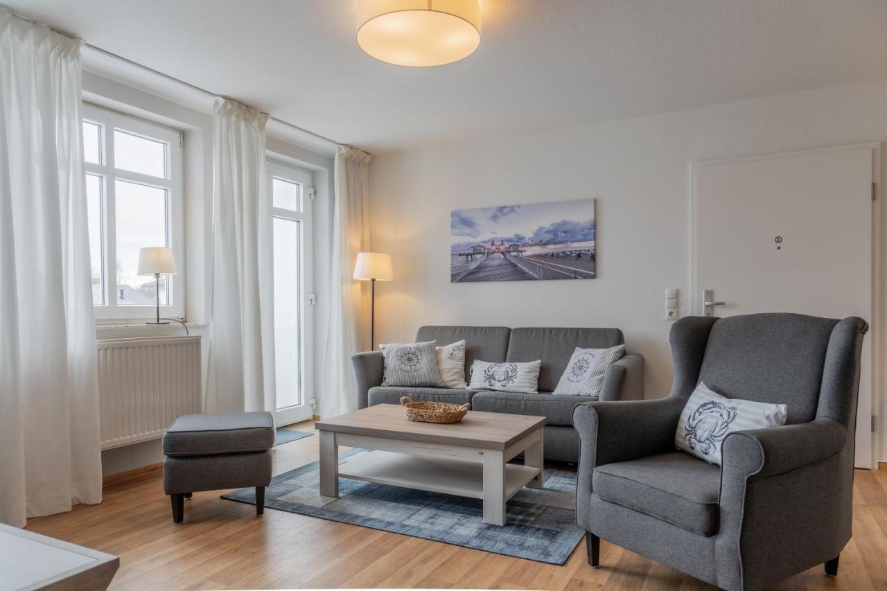 Ferienwohnung Mit Schwimmbadnutzung In Sellin - Haus Strandeck Fewo 14 Goehren  Esterno foto